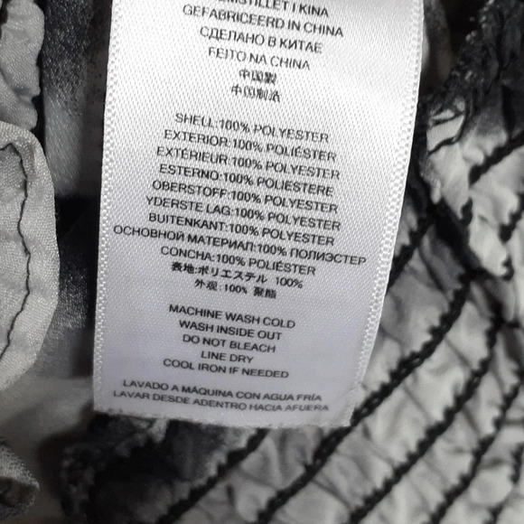 Micheal Kors | Abstract Print Blouse (L) - Picture 5 of 6